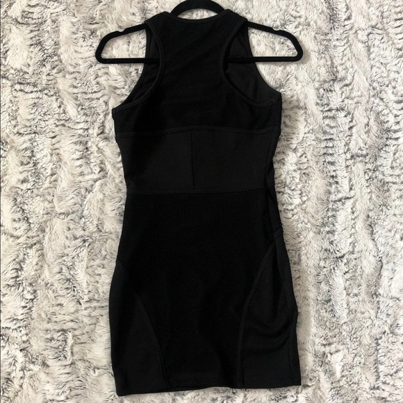 Dress - Picture 2 of 6